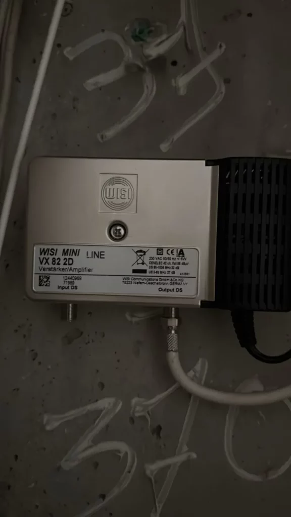 Antenniste Orly : dépannage d’antenne collective en immeuble